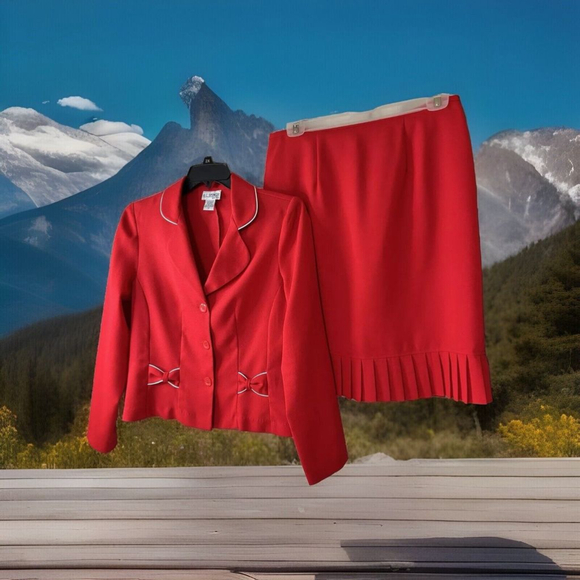 KC Spencer Dresses & Skirts - 2pc. Size 12 K.C. Spencer Old Money Vintage Red Suit Polyester Stretch